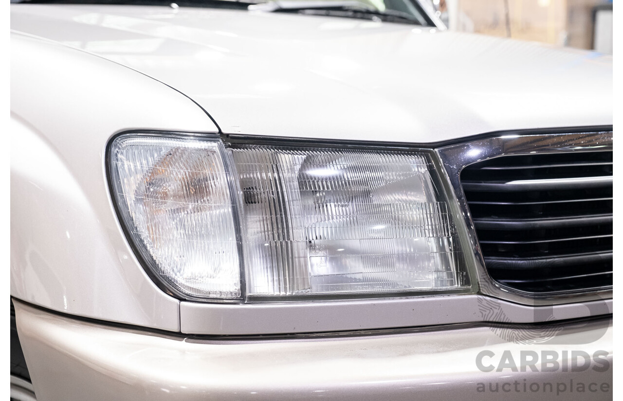 12/2000 Toyota Landcruiser GXL 100 Series (4x4) HDJ100R 4d Wagon Silver Turbo Diesel 1HD-FTE 4.2L