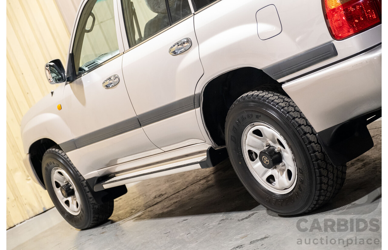 12/2000 Toyota Landcruiser GXL 100 Series (4x4) HDJ100R 4d Wagon Silver Turbo Diesel 1HD-FTE 4.2L