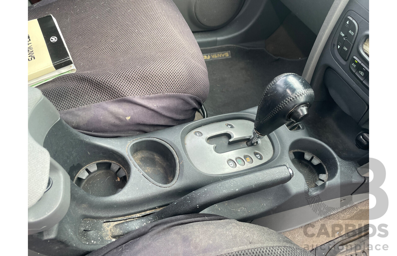 8/2005 Hyundai Santa Fe (4x4) 05 UPDATE 4d Wagon Grey 2.7L