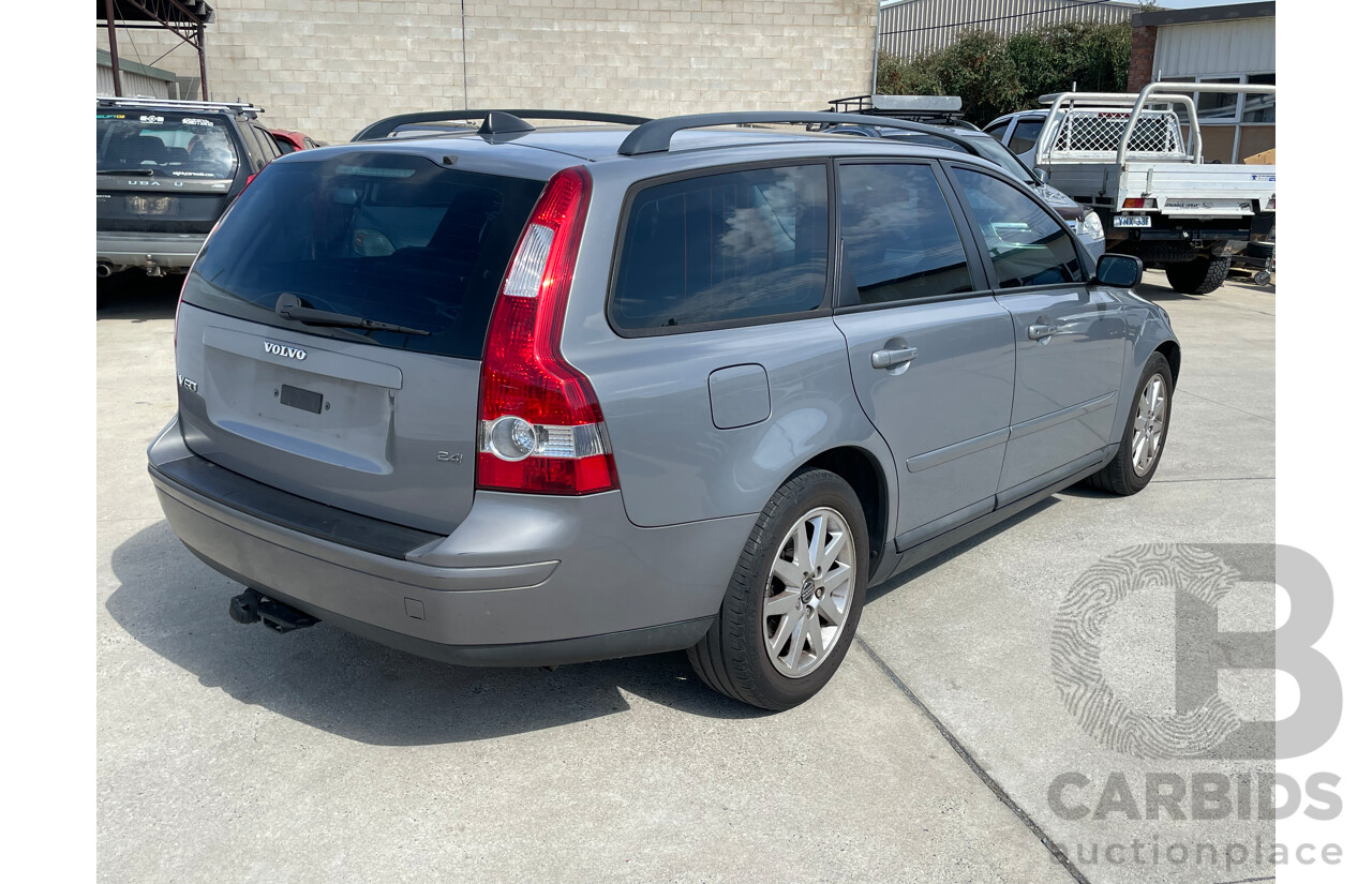 1/2006 Volvo V50 2.4 MS 4d Wagon Grey 2.4L
