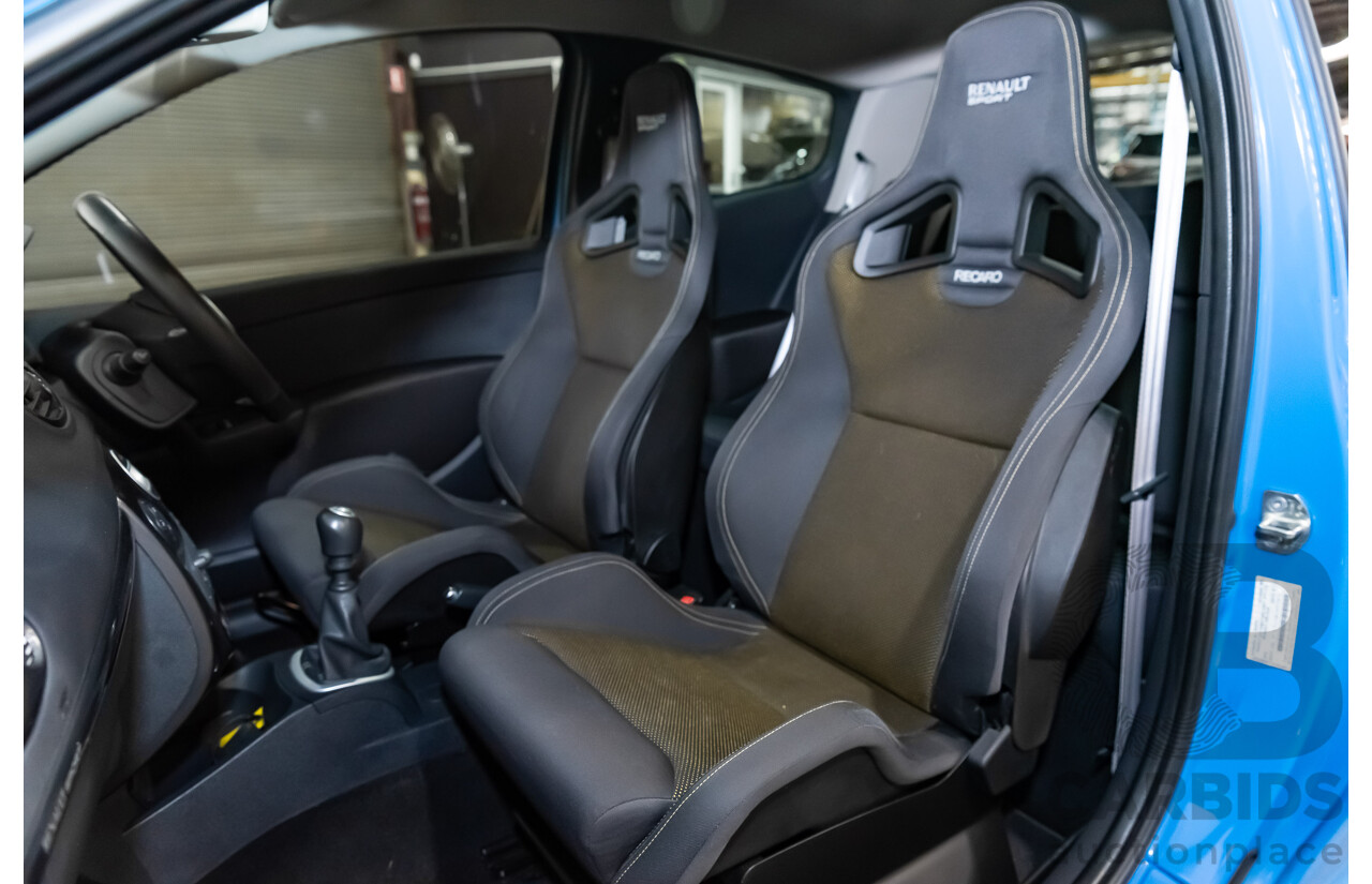 3/2013 Renault Sport Clio III Phase 2 200 CUP 2d Hatch Racing Blue 2.0L