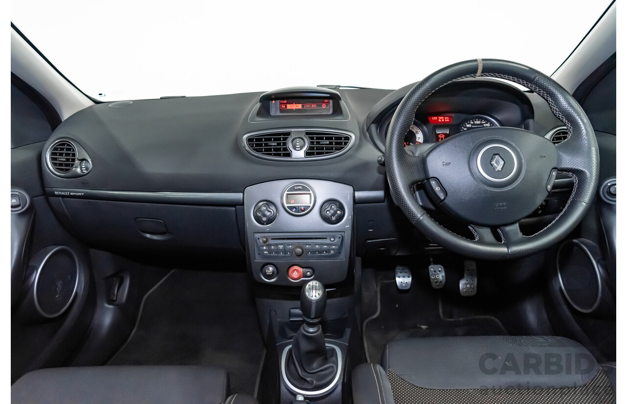 3/2013 Renault Sport Clio III Phase 2 200 CUP 2d Hatch Racing Blue 2.0L