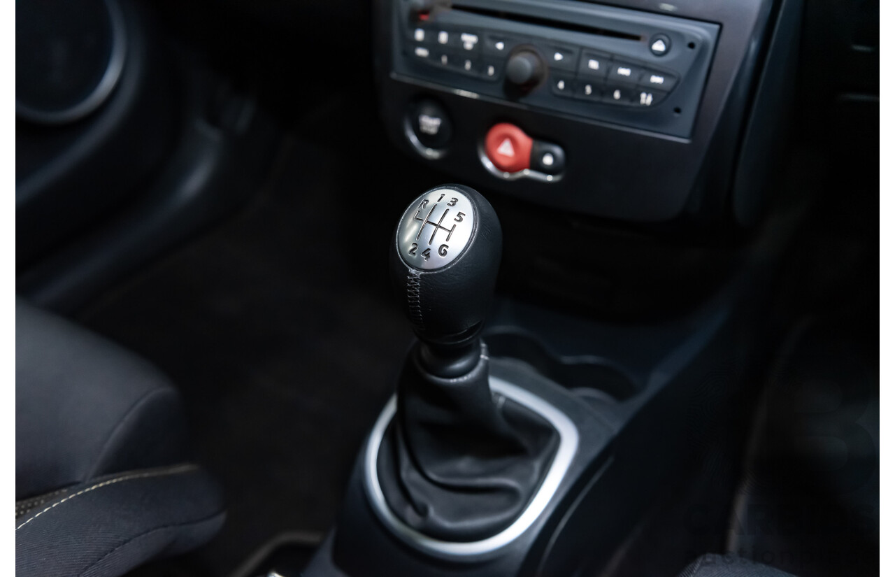 3/2013 Renault Sport Clio III Phase 2 200 CUP 2d Hatch Racing Blue 2.0L