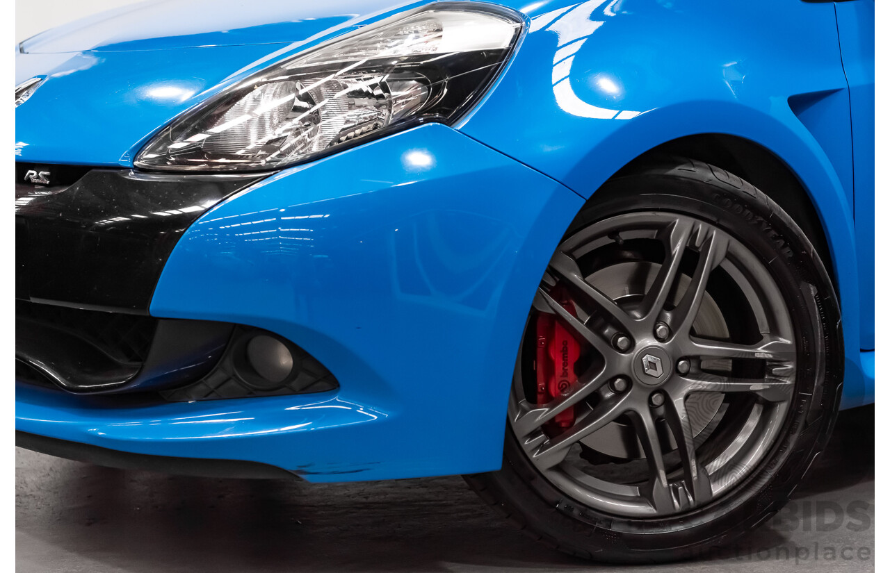 3/2013 Renault Sport Clio III Phase 2 200 CUP 2d Hatch Racing Blue 2.0L