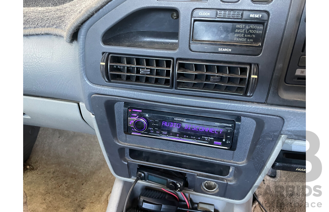 4/1994 Ford Falcon Futura ED 4d Sedan Green 4.0L