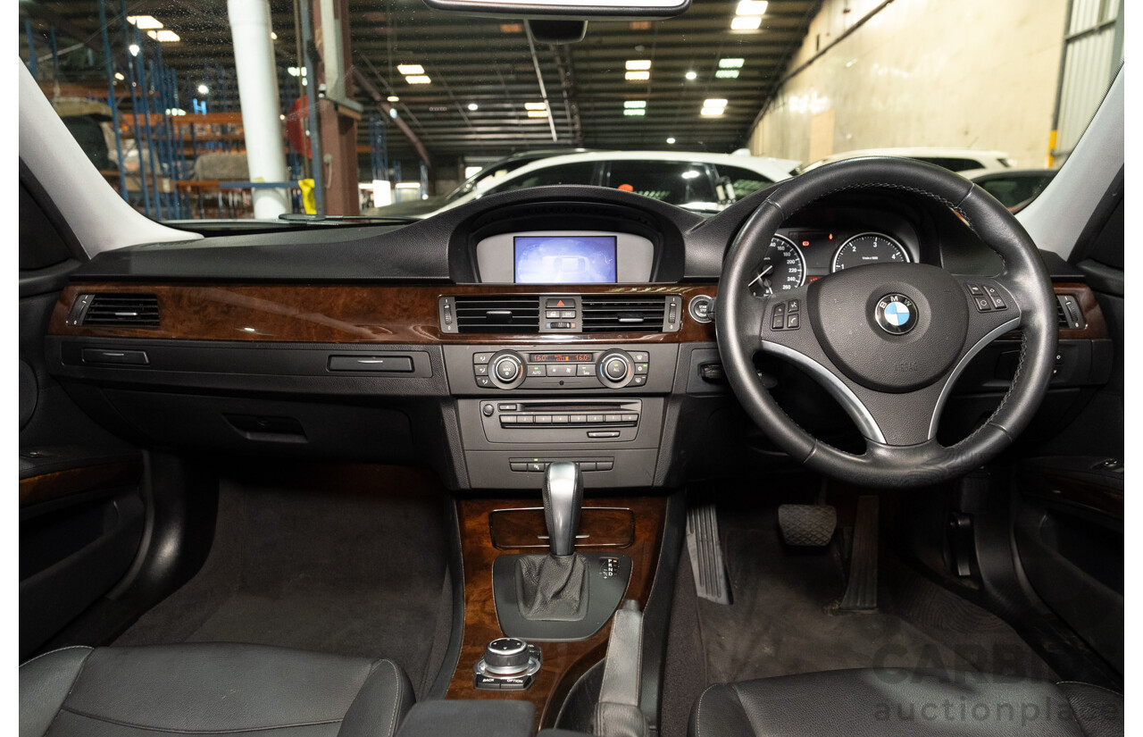 10/2010 BMW 320d Executive E90 MY10 LCI 4d Sedan White Turbo Diesel 2.0L