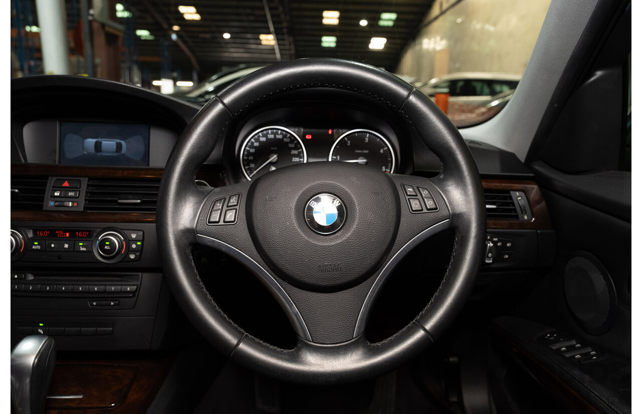 10/2010 BMW 320d Executive E90 MY10 LCI 4d Sedan White Turbo Diesel 2.0L