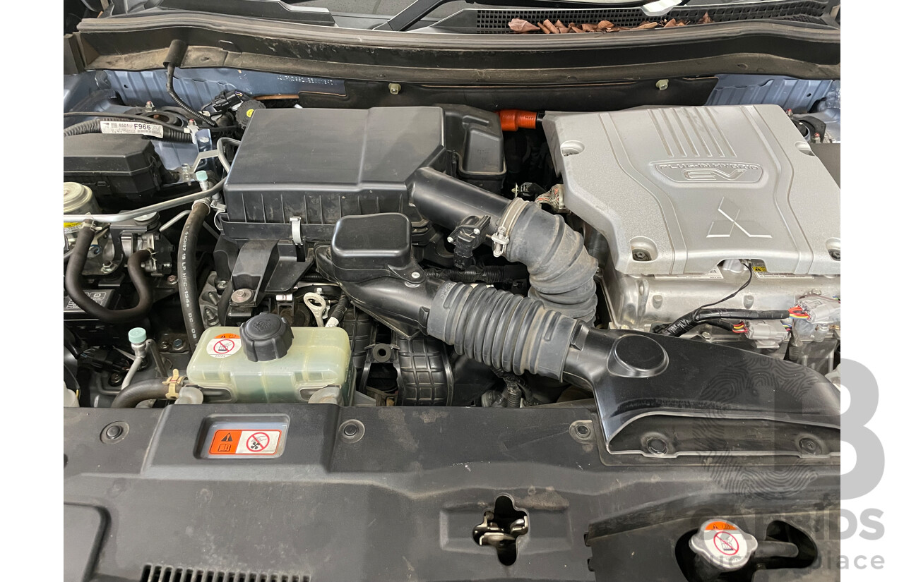 6/2015 Mitsubishi Outlander Aspire PHEV Hybrid ZJ MY14 4d Wagon Blue 2.0L