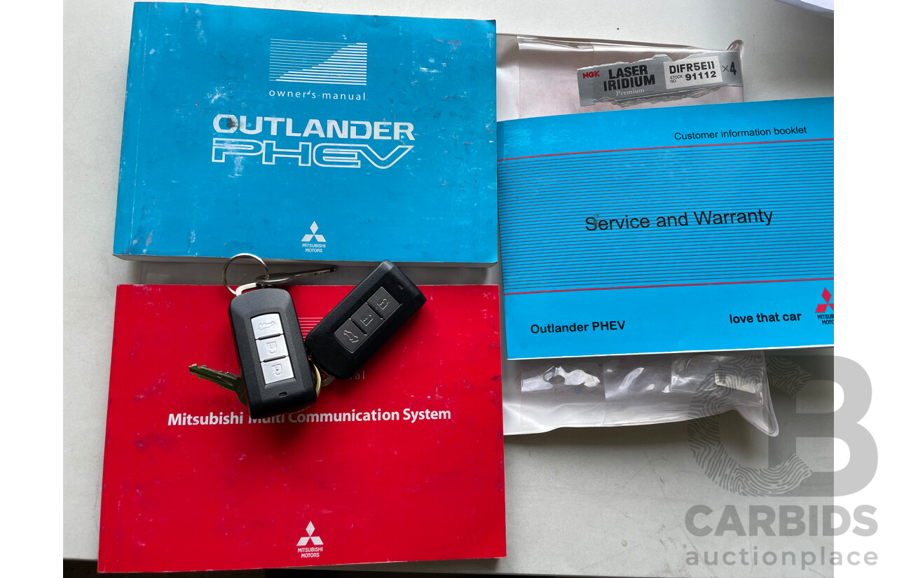 6/2015 Mitsubishi Outlander Aspire PHEV Hybrid ZJ MY14 4d Wagon Blue 2.0L