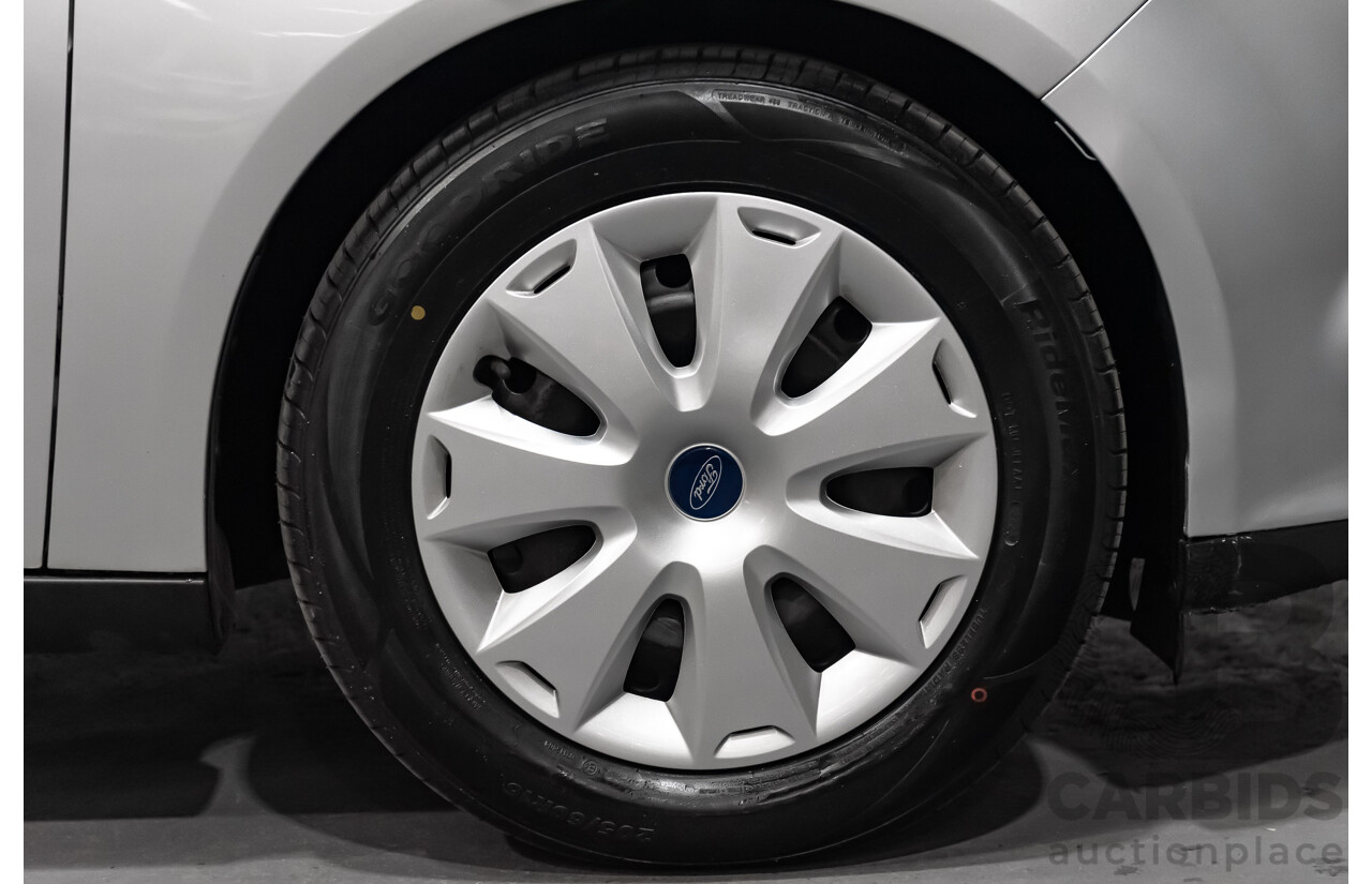 7/2013 Ford Focus Ambiente LW MK2 4d Sedan Metallic Ingot Silver 1.6L
