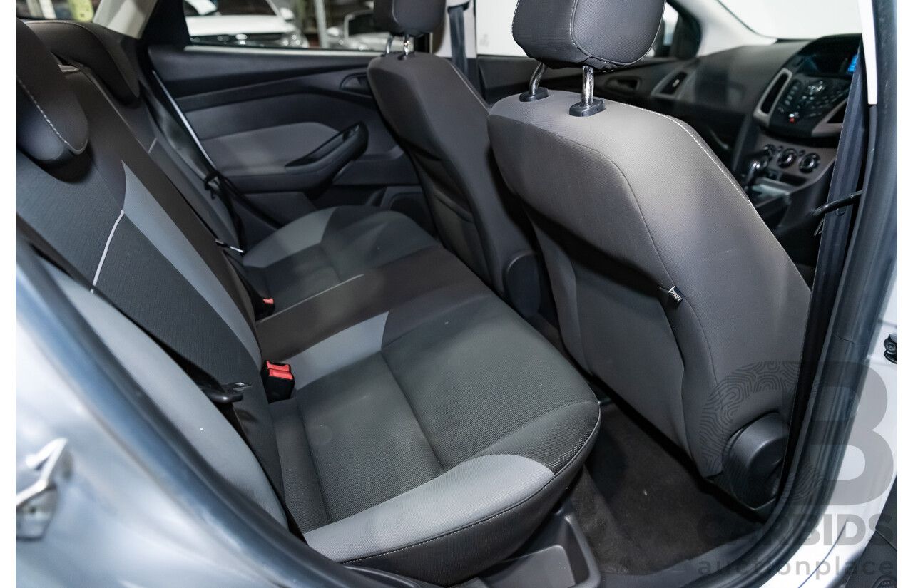 7/2013 Ford Focus Ambiente LW MK2 4d Sedan Metallic Ingot Silver 1.6L