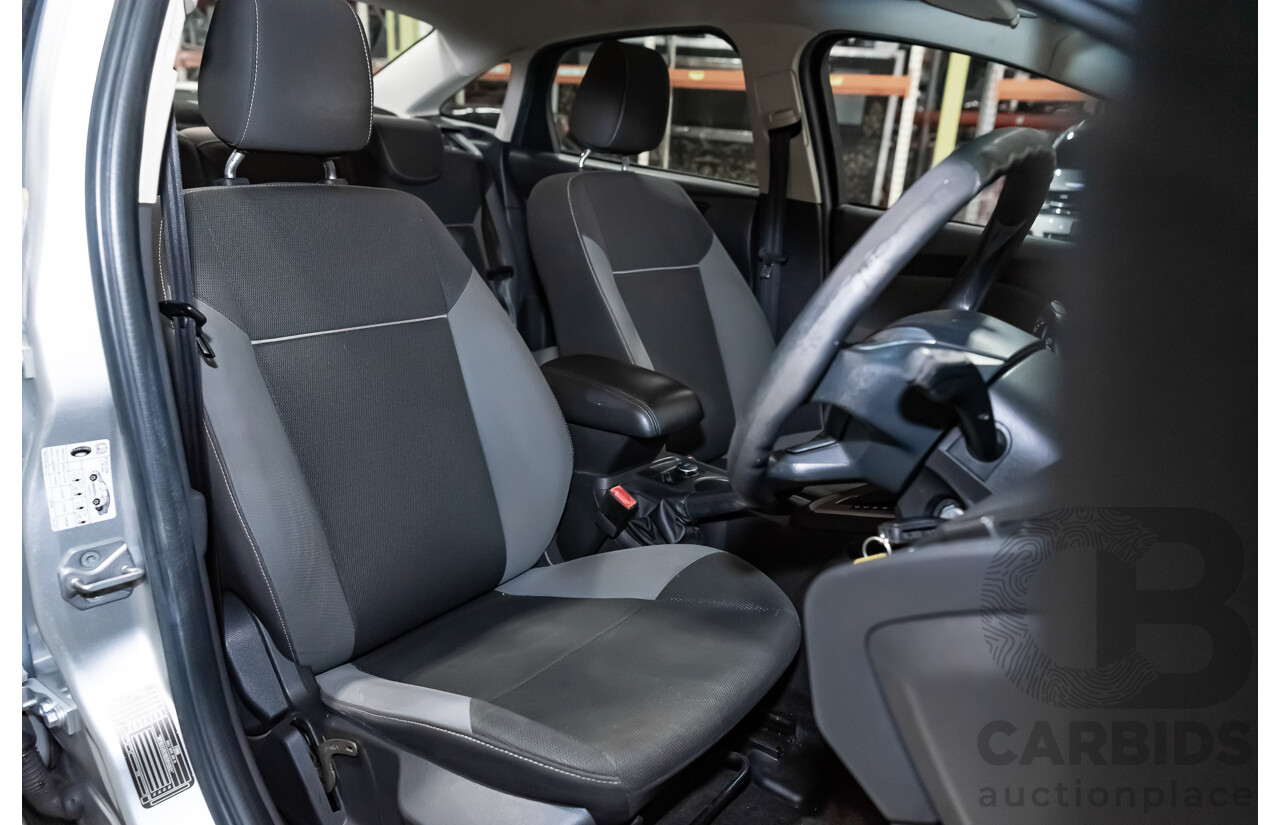 7/2013 Ford Focus Ambiente LW MK2 4d Sedan Metallic Ingot Silver 1.6L