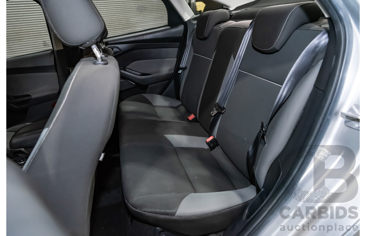 7/2013 Ford Focus Ambiente LW MK2 4d Sedan Metallic Ingot Silver 1.6L