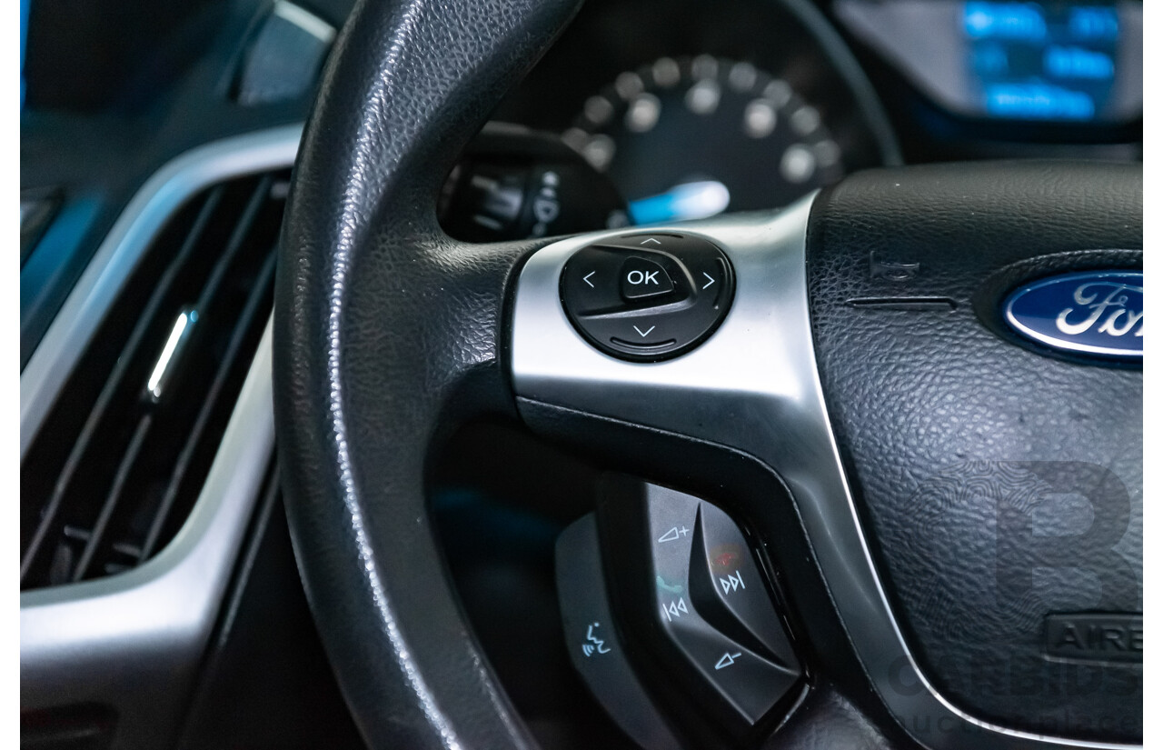 7/2013 Ford Focus Ambiente LW MK2 4d Sedan Metallic Ingot Silver 1.6L