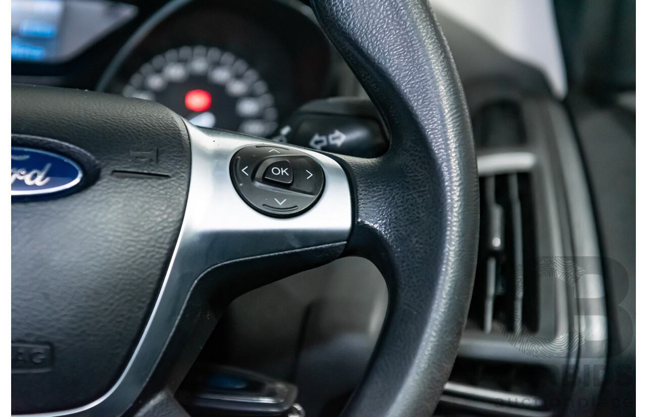 7/2013 Ford Focus Ambiente LW MK2 4d Sedan Metallic Ingot Silver 1.6L