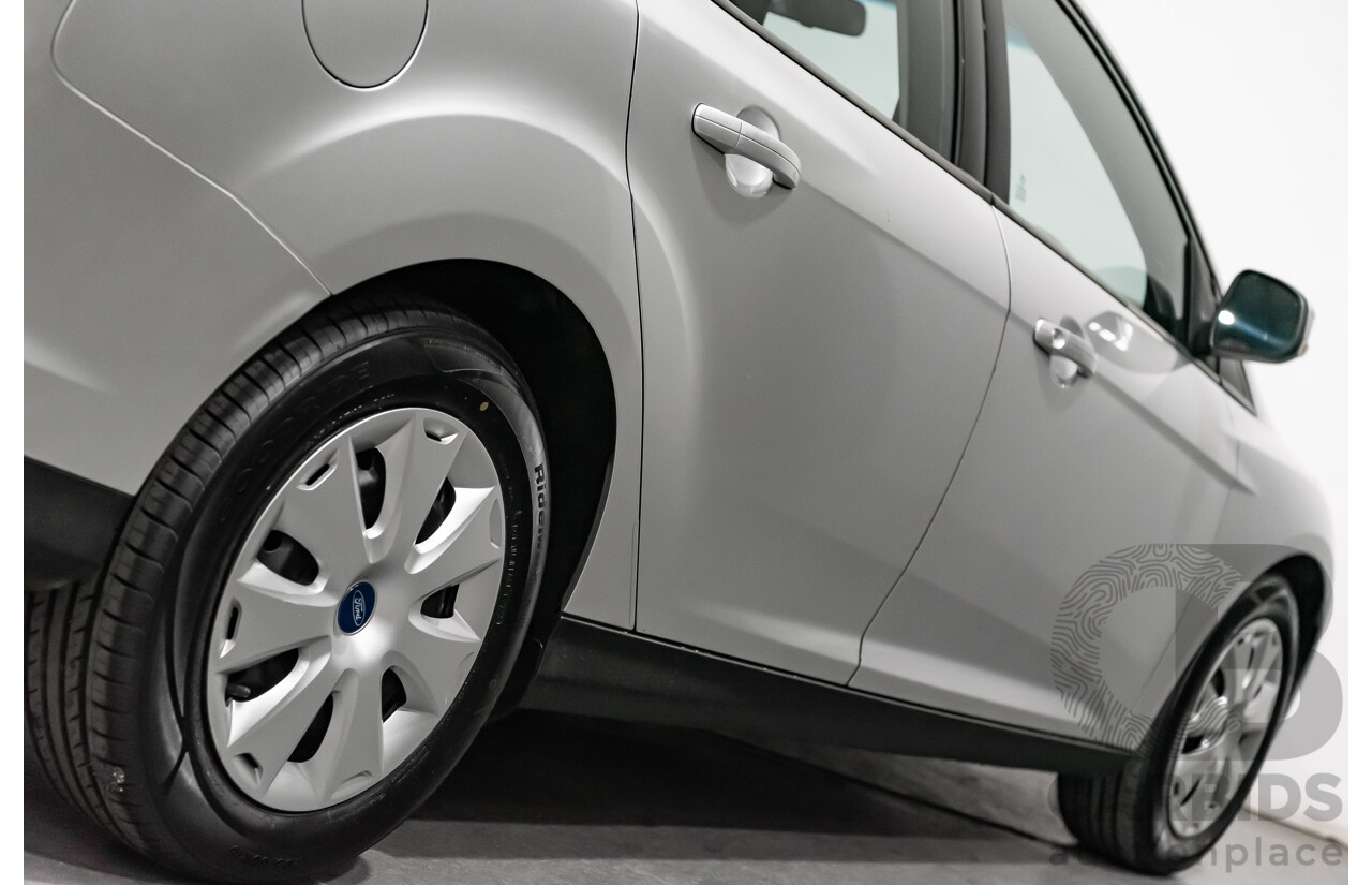 7/2013 Ford Focus Ambiente LW MK2 4d Sedan Metallic Ingot Silver 1.6L