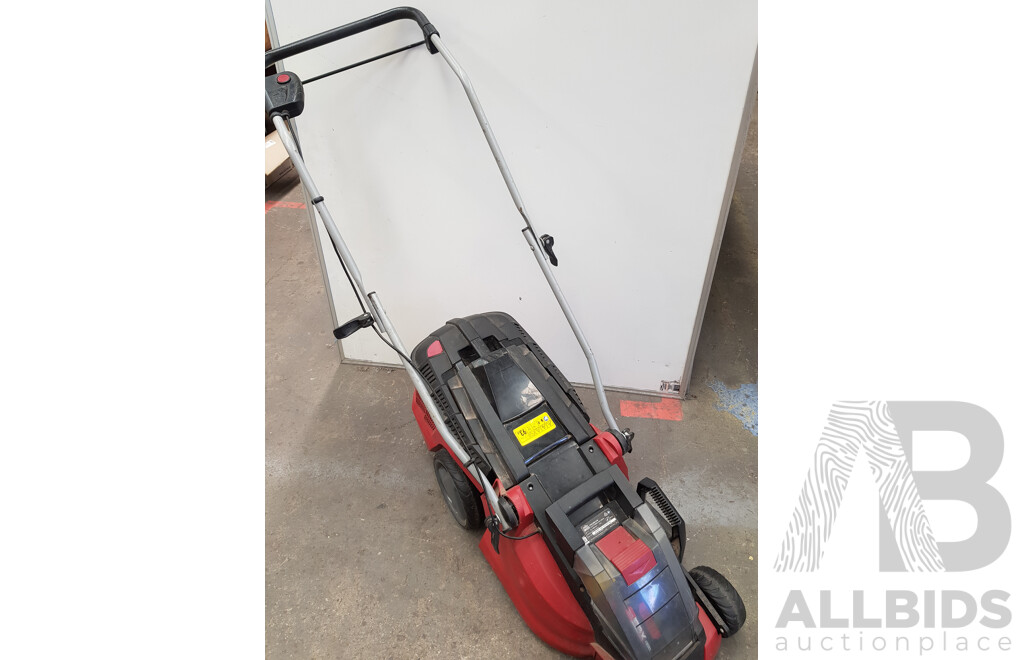 Ozito 300mm Brushless Lawn Mower