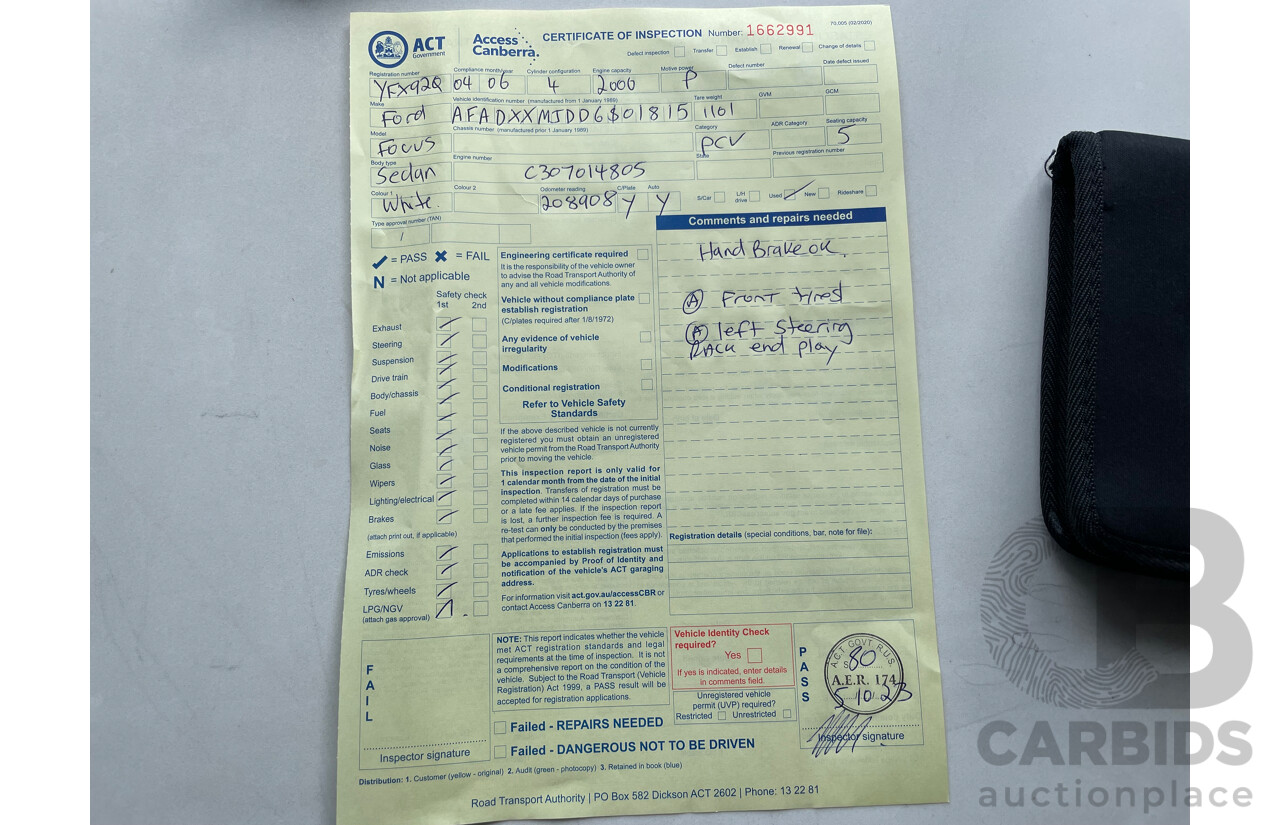 4/2006 Ford Focus LX LS 5d Hatchback White 2.0L