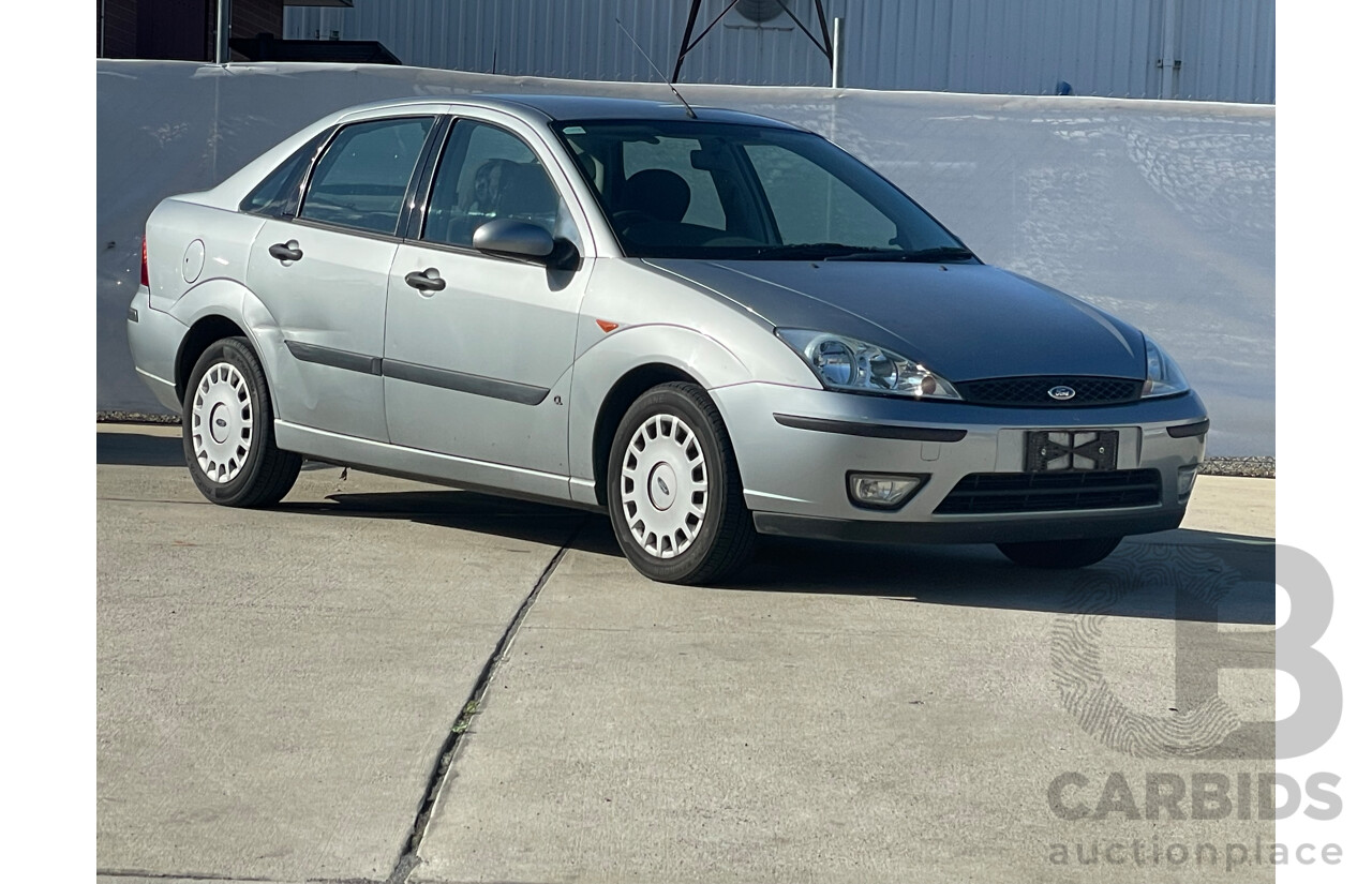 11/2003 Ford Focus CL LR 4d Sedan Silver 1.8L