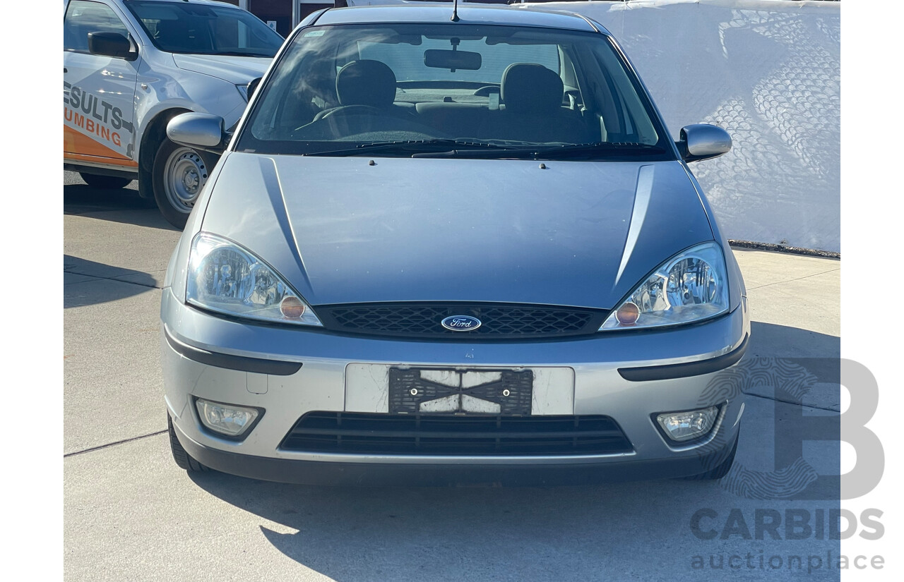 11/2003 Ford Focus CL LR 4d Sedan Silver 1.8L