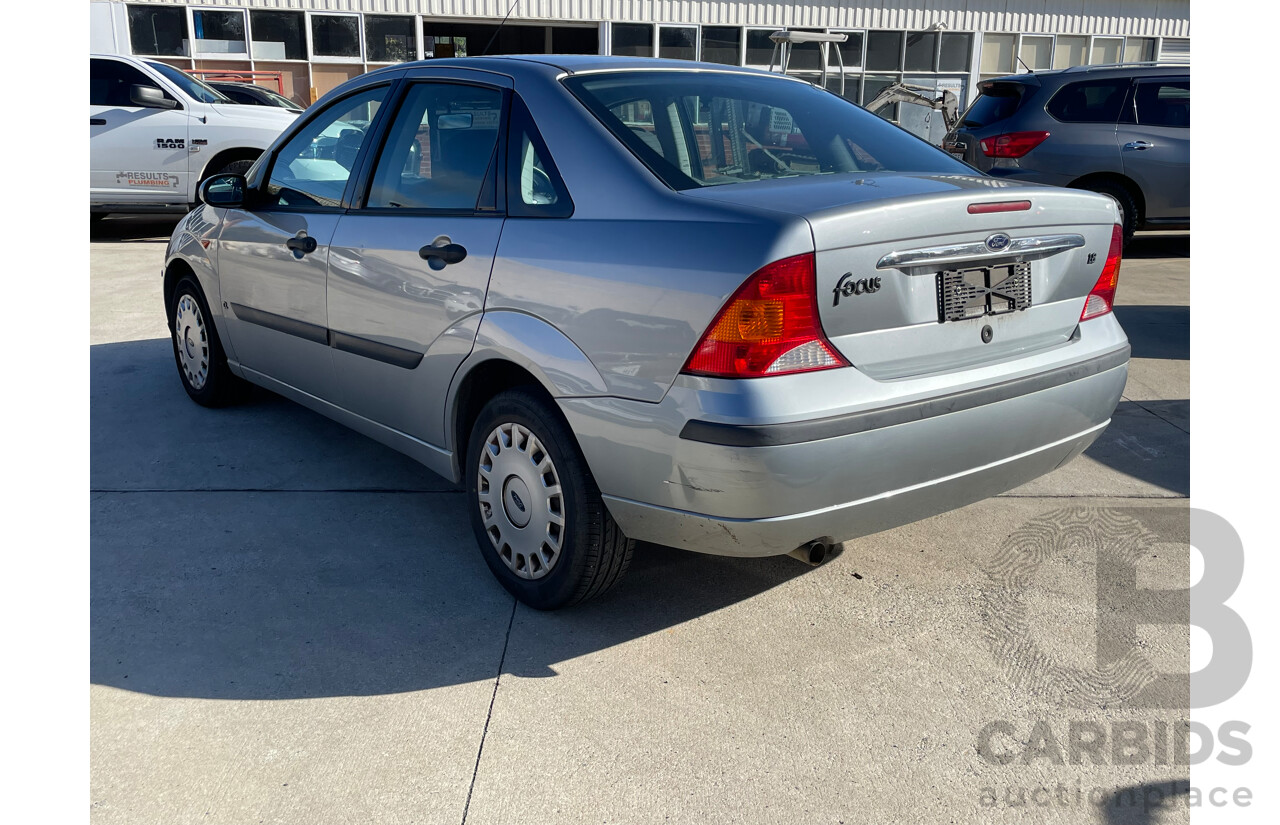 11/2003 Ford Focus CL LR 4d Sedan Silver 1.8L