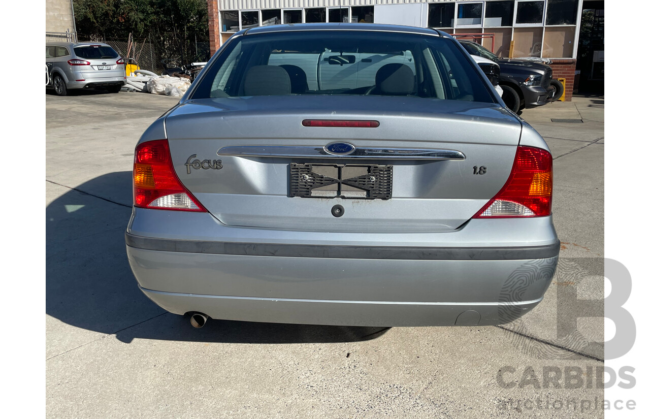 11/2003 Ford Focus CL LR 4d Sedan Silver 1.8L