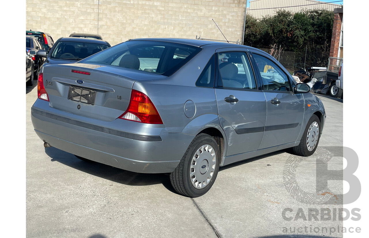 11/2003 Ford Focus CL LR 4d Sedan Silver 1.8L