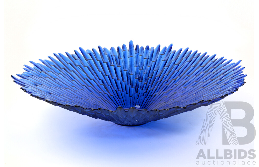 Retro Mid Century MCM Skylo Union Style Cobolt Blue Jagged Ice Form Display Centerpiece