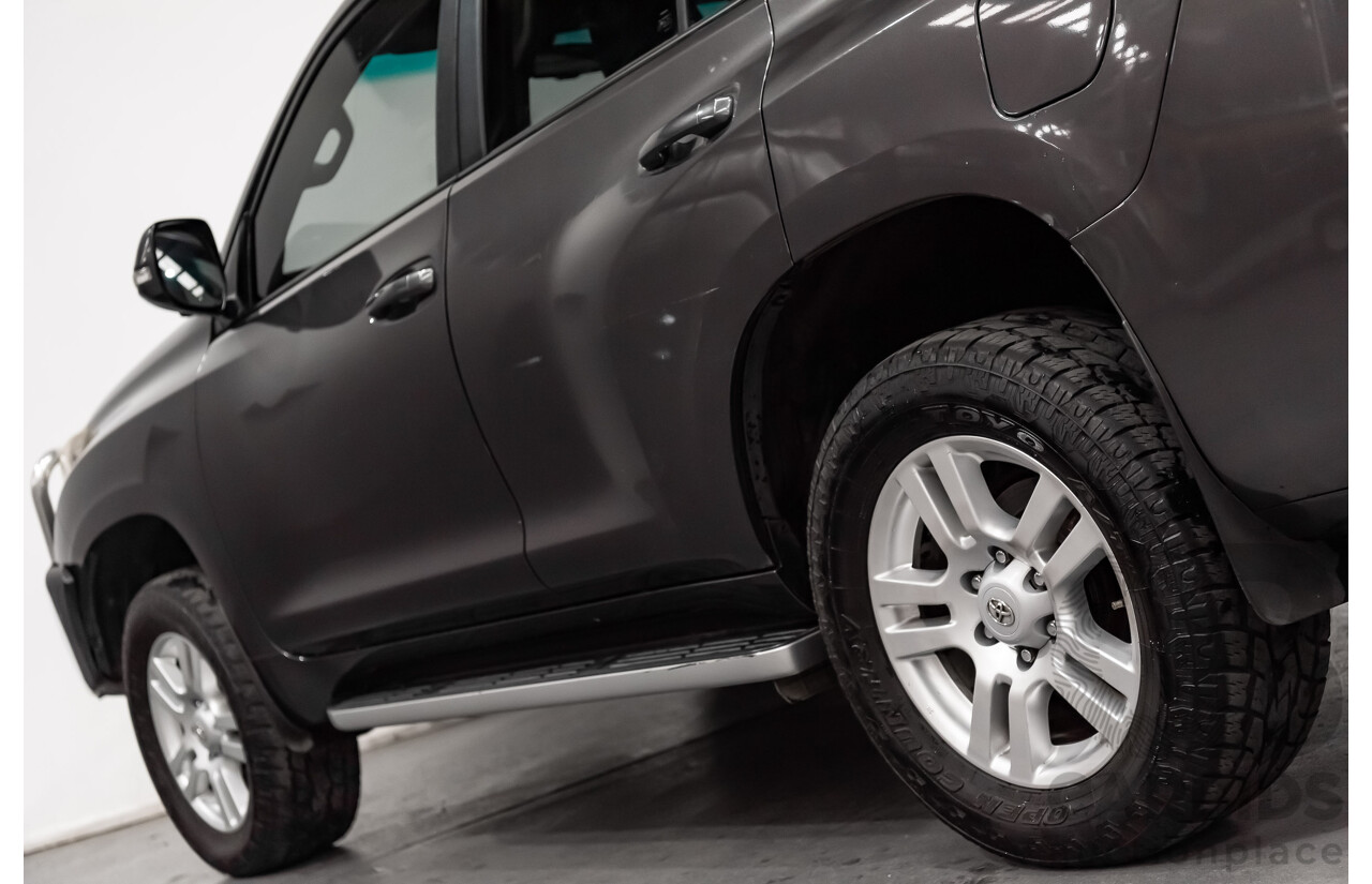 7/2010 Toyota Landcruiser Prado Kakadu (4x4) KDJ150R 4d Wagon Metallic Grey Turbo Diesel 3.0L - 7 Seater