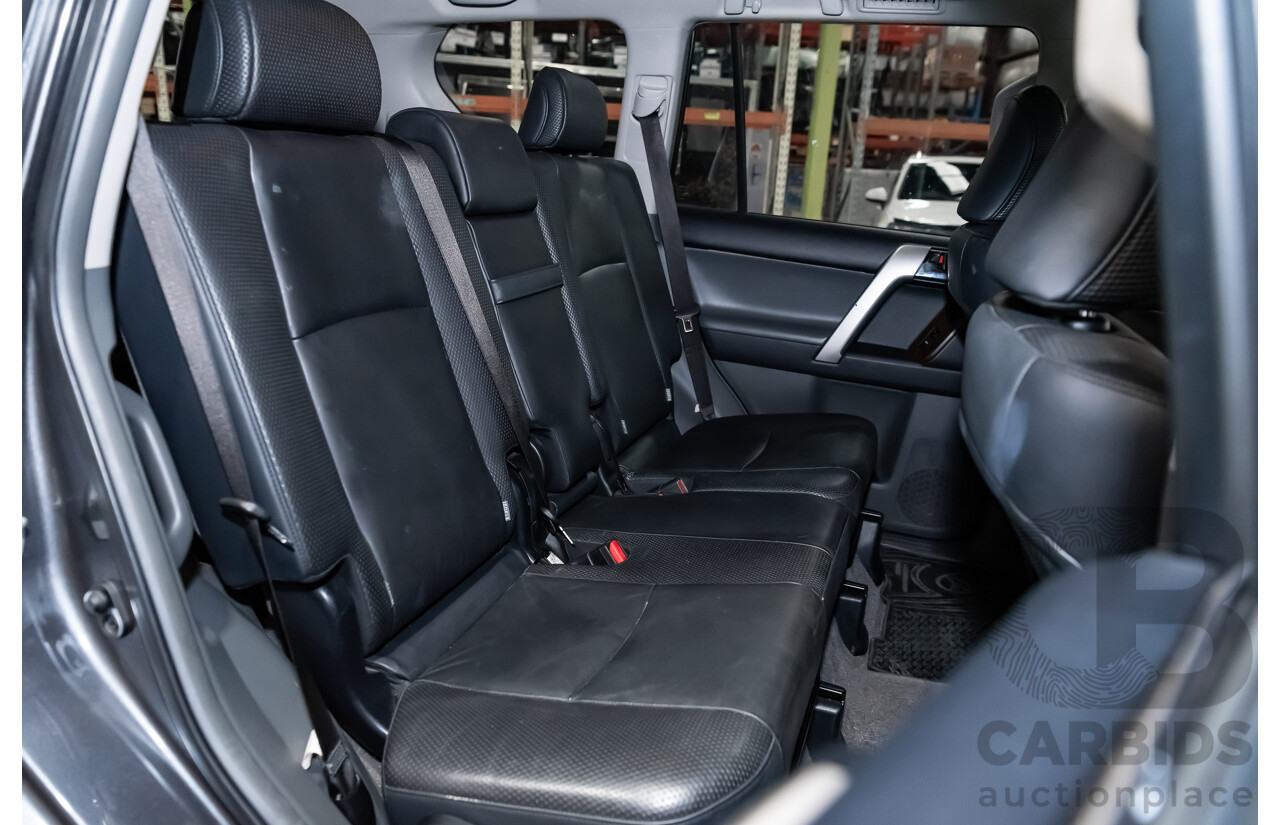 7/2010 Toyota Landcruiser Prado Kakadu (4x4) KDJ150R 4d Wagon Metallic Grey Turbo Diesel 3.0L - 7 Seater