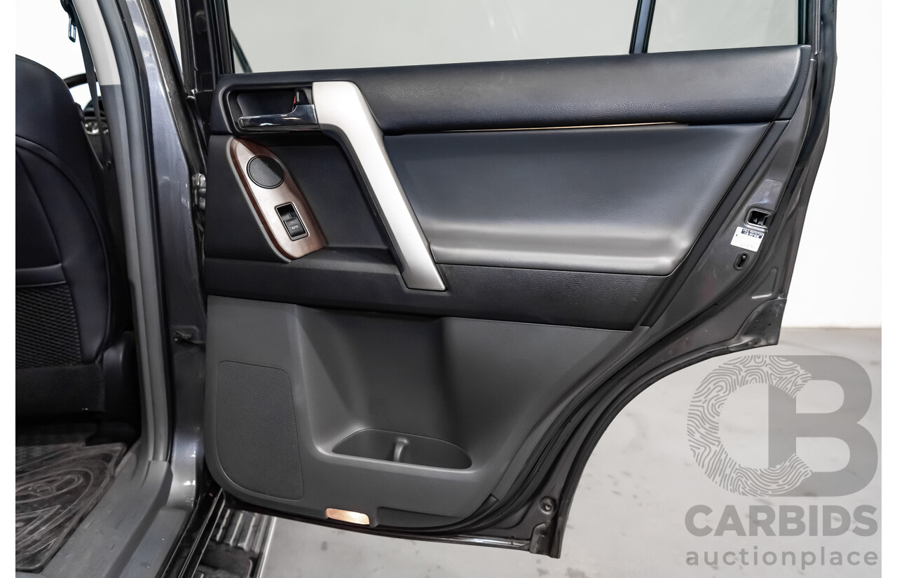 7/2010 Toyota Landcruiser Prado Kakadu (4x4) KDJ150R 4d Wagon Metallic Grey Turbo Diesel 3.0L - 7 Seater