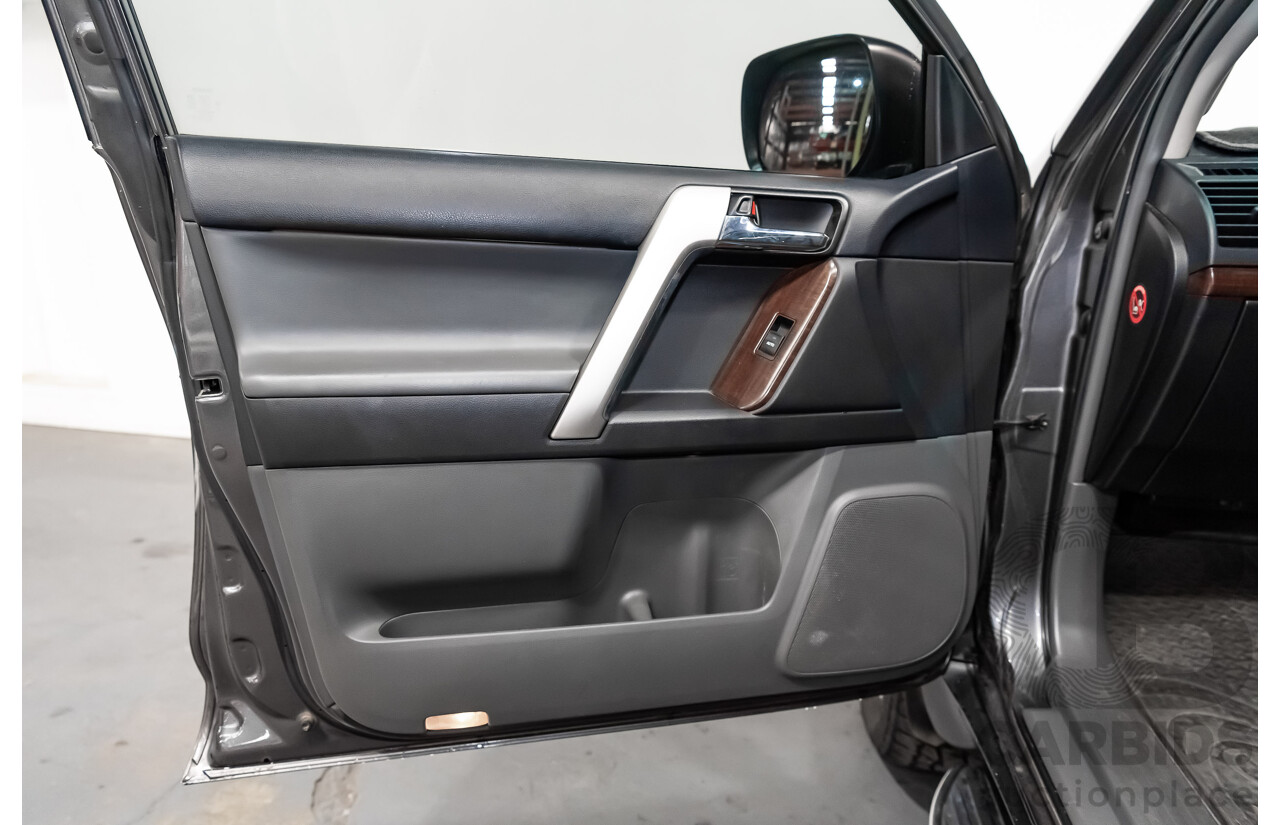 7/2010 Toyota Landcruiser Prado Kakadu (4x4) KDJ150R 4d Wagon Metallic Grey Turbo Diesel 3.0L - 7 Seater