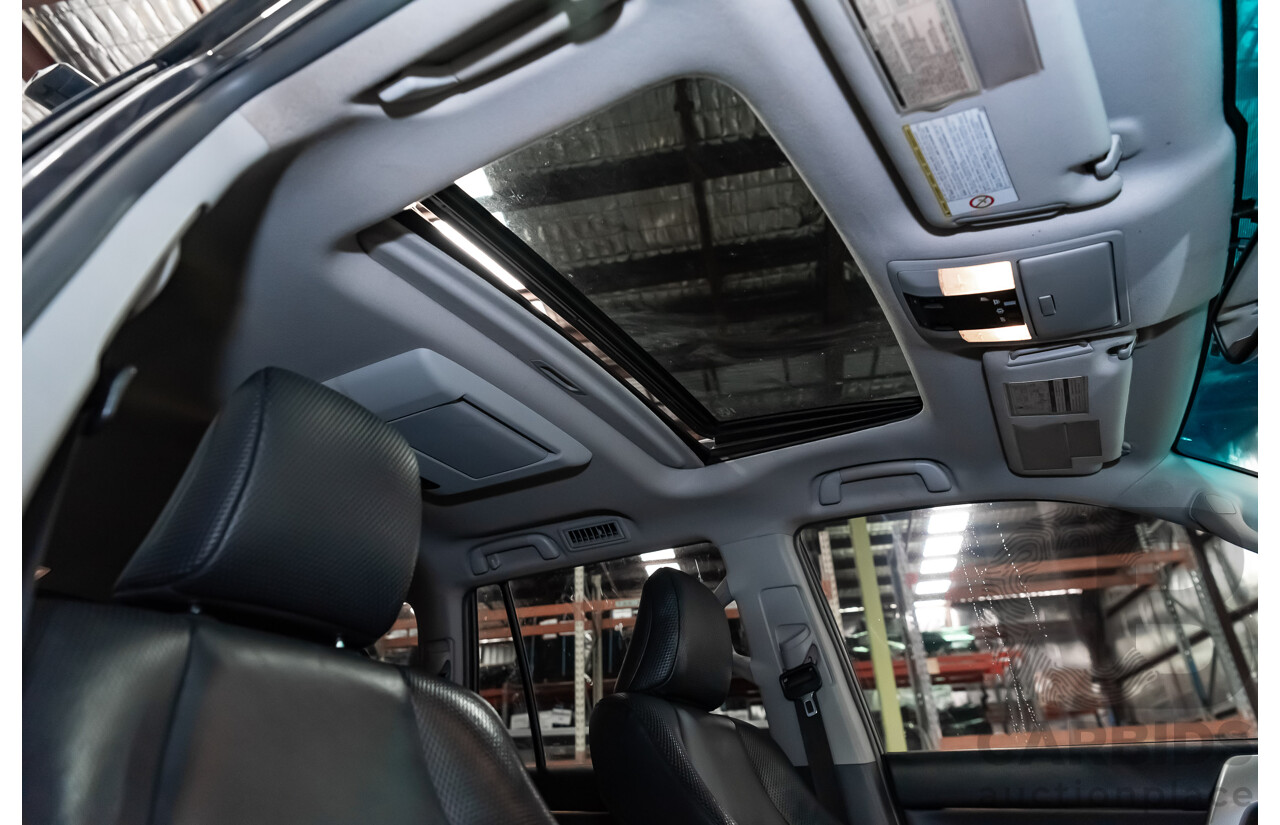 7/2010 Toyota Landcruiser Prado Kakadu (4x4) KDJ150R 4d Wagon Metallic Grey Turbo Diesel 3.0L - 7 Seater