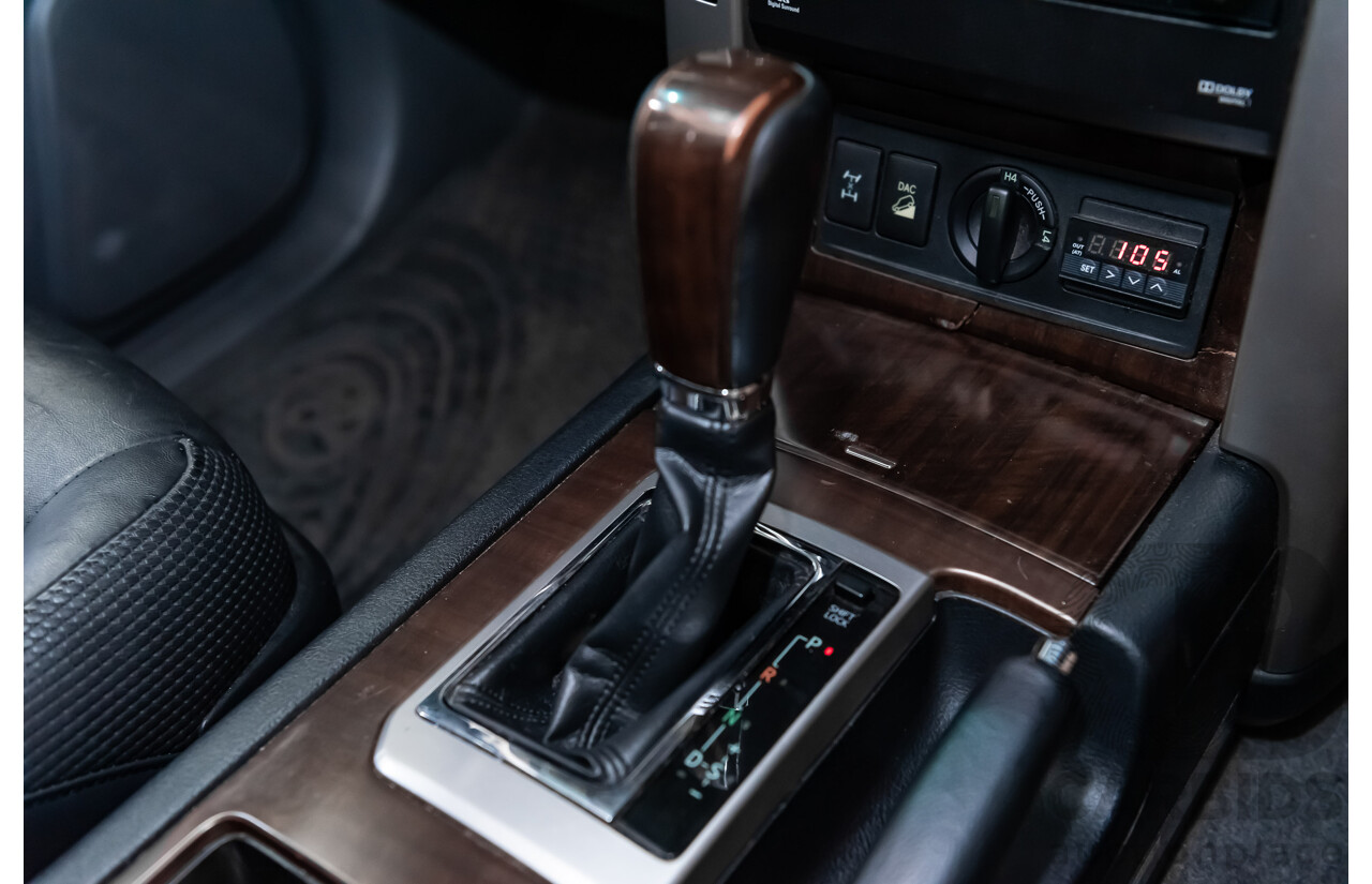 7/2010 Toyota Landcruiser Prado Kakadu (4x4) KDJ150R 4d Wagon Metallic Grey Turbo Diesel 3.0L - 7 Seater