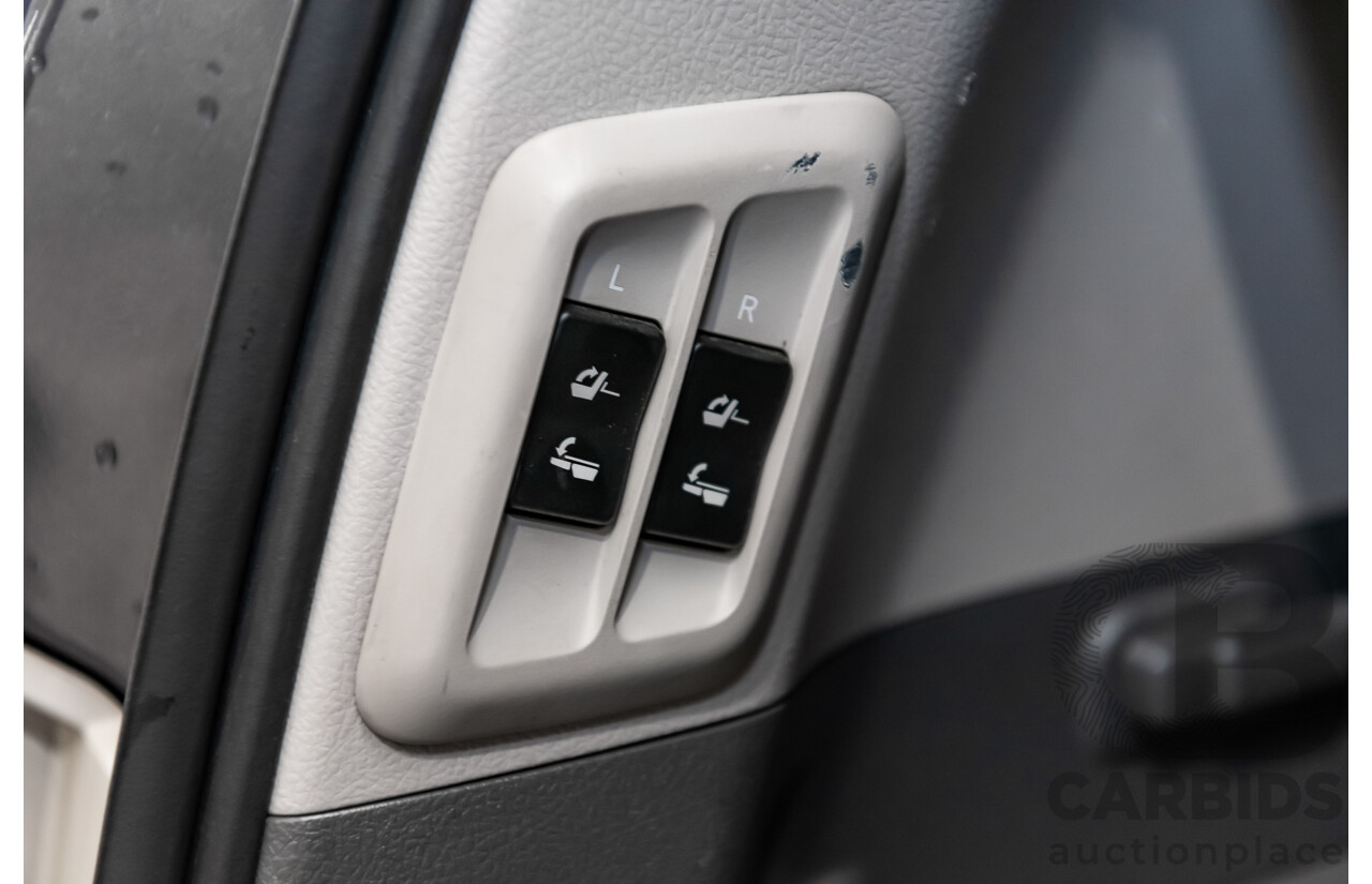 7/2010 Toyota Landcruiser Prado Kakadu (4x4) KDJ150R 4d Wagon Metallic Grey Turbo Diesel 3.0L - 7 Seater