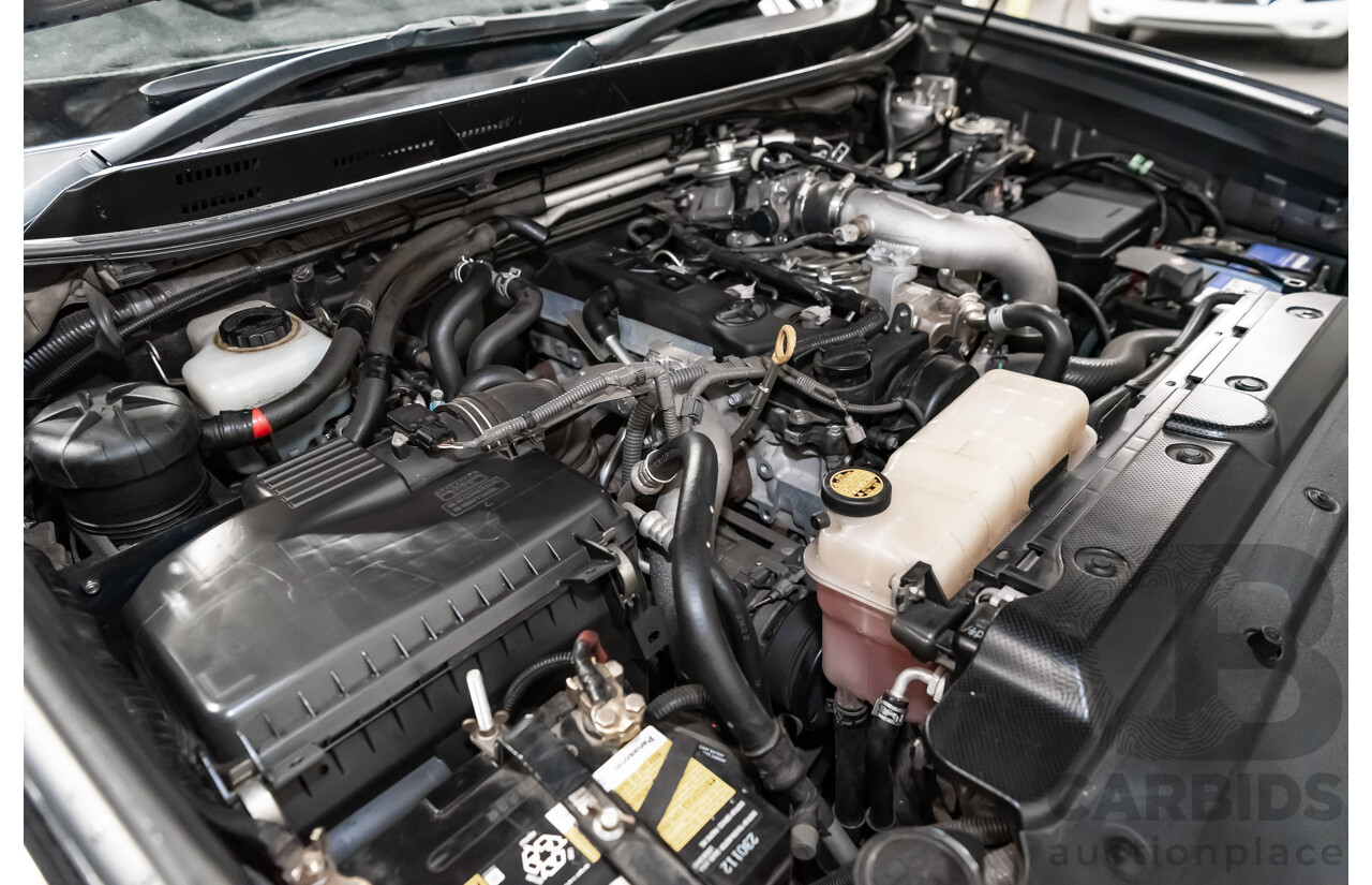 7/2010 Toyota Landcruiser Prado Kakadu (4x4) KDJ150R 4d Wagon Metallic Grey Turbo Diesel 3.0L - 7 Seater