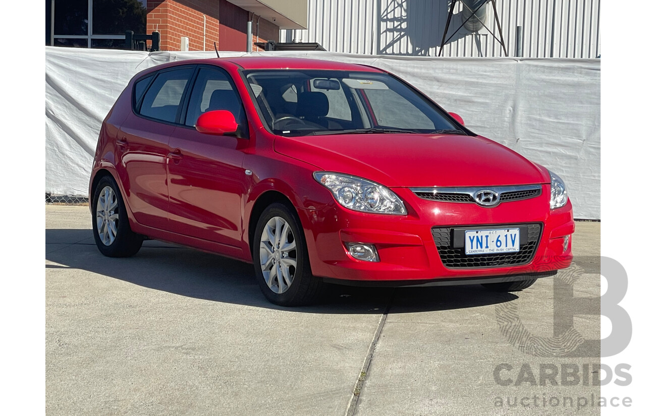 1/2009 Hyundai i30 SLX FD MY09 5d Hatchback Red 2.0L