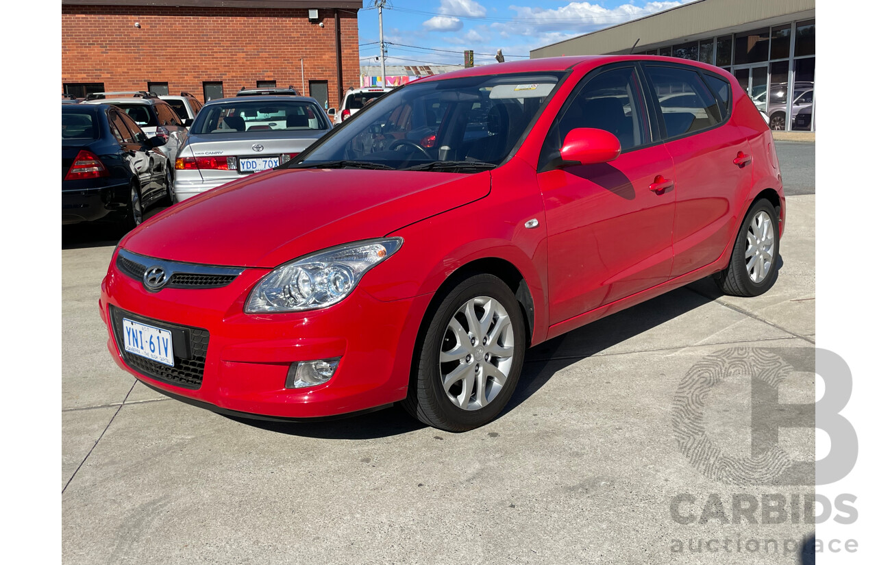 1/2009 Hyundai i30 SLX FD MY09 5d Hatchback Red 2.0L