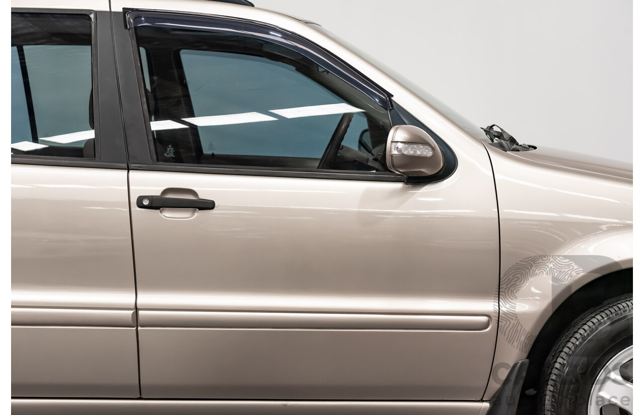 8/2002 Mercedes-Benz ML 320 Luxury (4x4) W163 4d Wagon Gold 3.2L