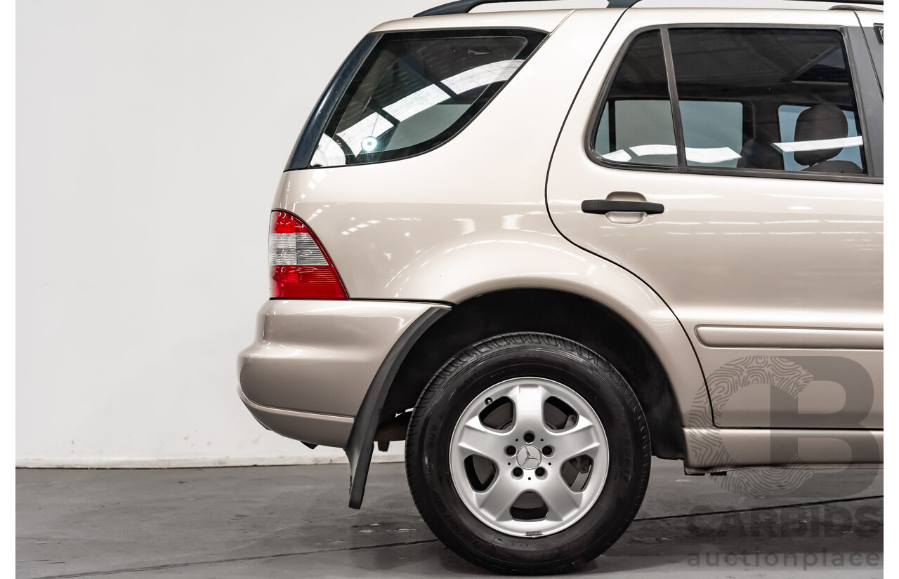 8/2002 Mercedes-Benz ML 320 Luxury (4x4) W163 4d Wagon Gold 3.2L
