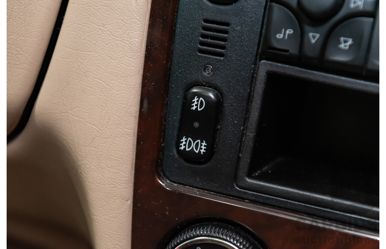 8/2002 Mercedes-Benz ML 320 Luxury (4x4) W163 4d Wagon Gold 3.2L