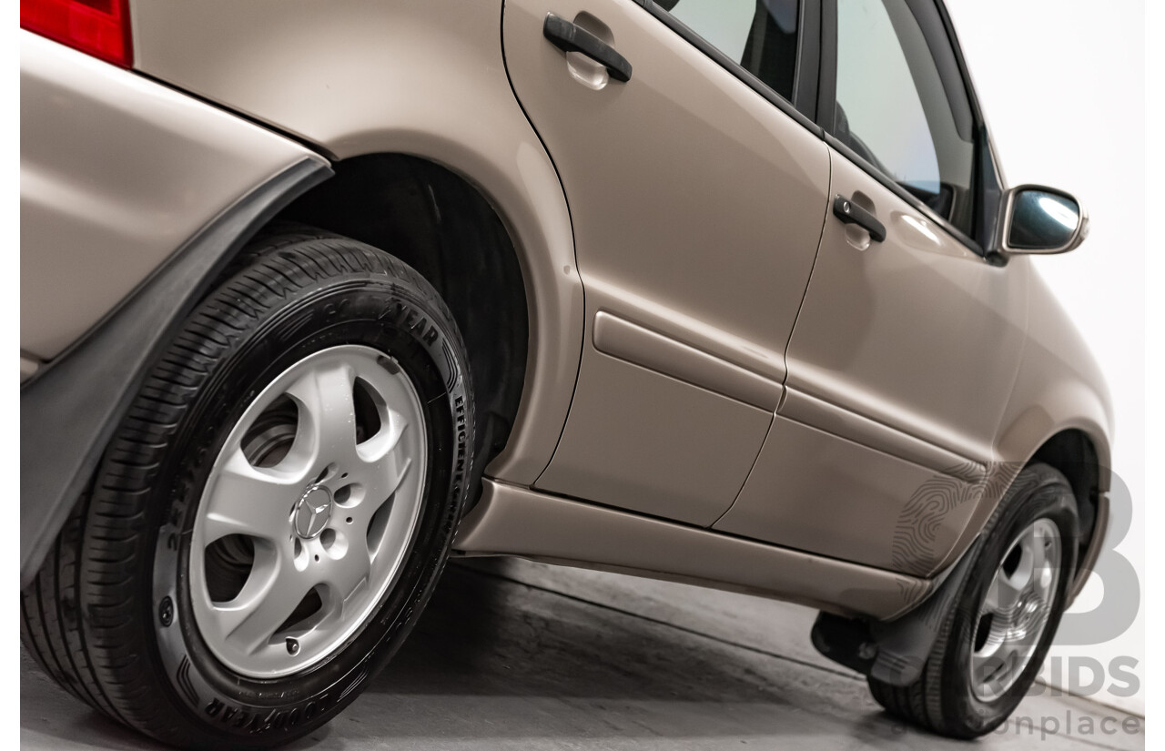 8/2002 Mercedes-Benz ML 320 Luxury (4x4) W163 4d Wagon Gold 3.2L