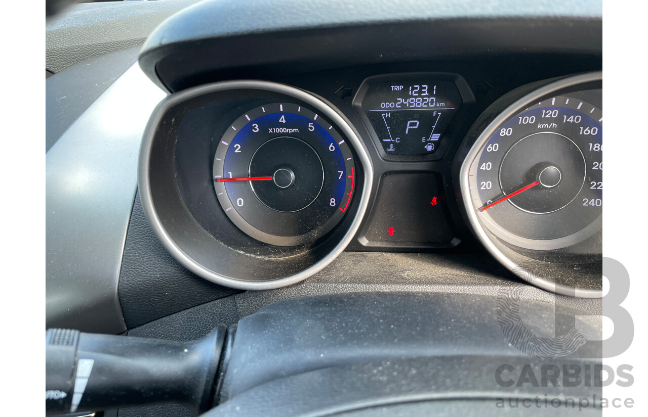 7/2013 Hyundai Elantra Elite MD2 4d Sedan Silver 1.8L