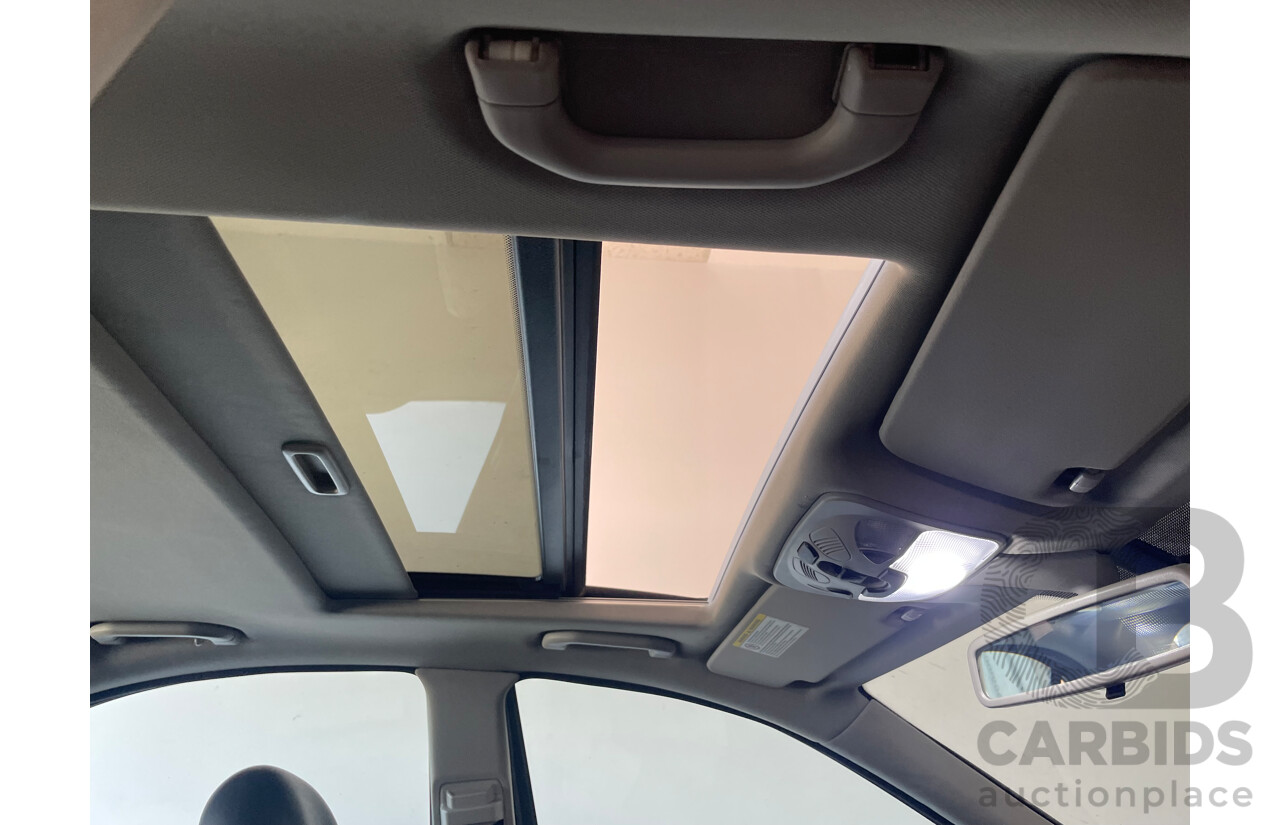 5/2005 Mercedes-Benz C200 Kompressor Sport Edition W203 4d Sedan Silver 1.8L