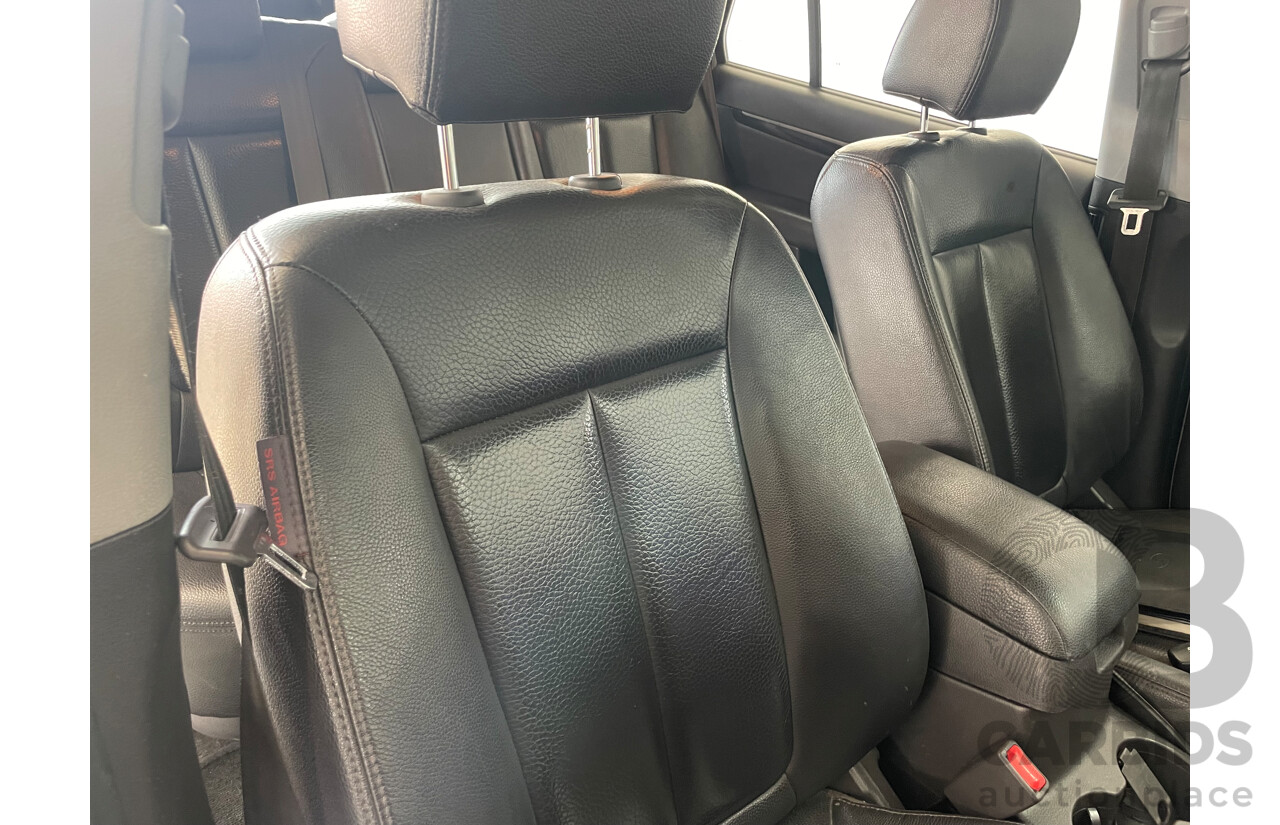 2/2010 Hyundai Santa Fe Highlander CRDi (4x4) CM MY10 4d Wagon White 2.2L