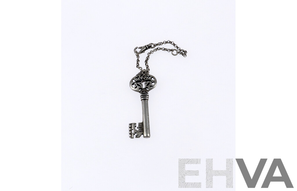 Vintage Sterling Silver Key on Short Belcher Chain, 12.73 Grams