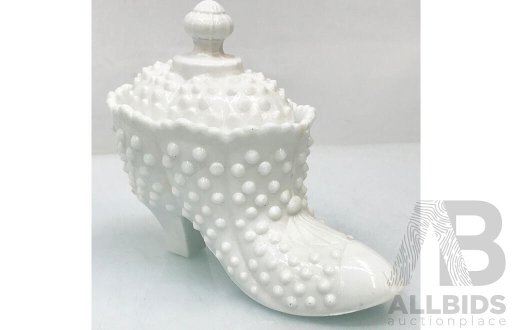 Selection of Assorted Mugs, Jugs, and Teacups