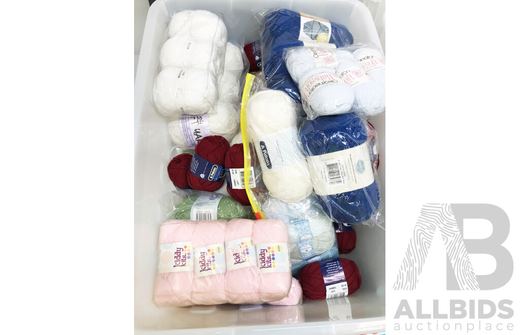 Bulk Lot of Wool and Knitting Packs - Lot 1519209 | ALLBIDS