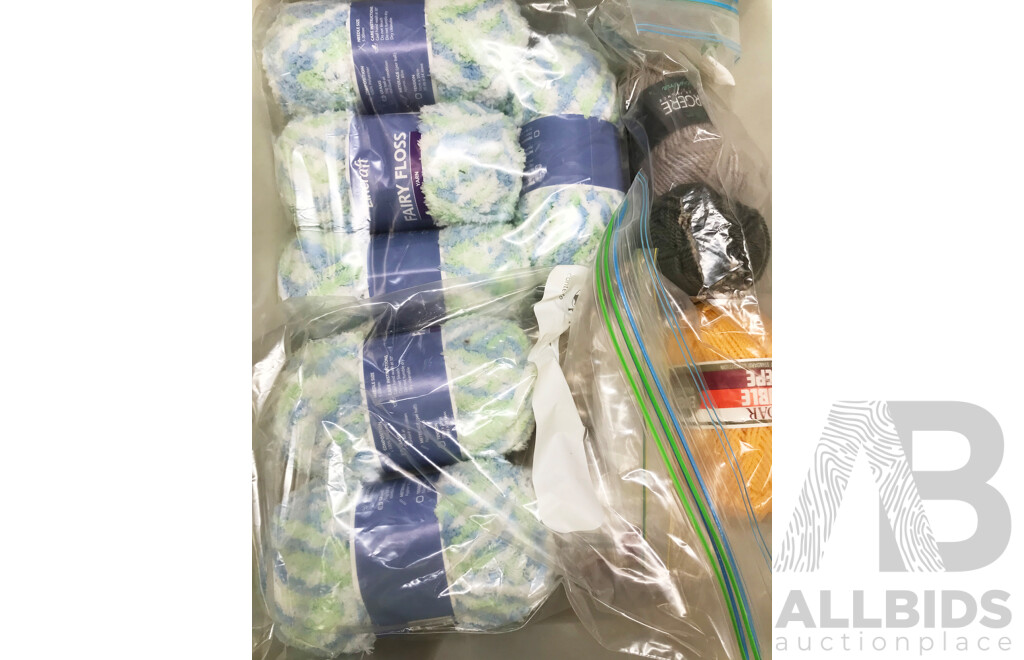 Assorted Wool with 2 Storage Stacks