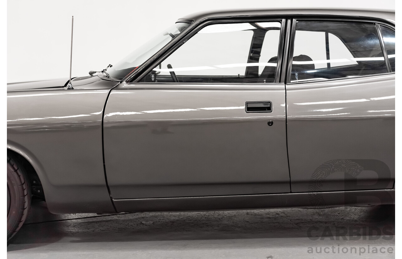 4/1975 Ford Fairlane 500 ZG Y Code 4d Sedan Metallic Grey 351ci V8 5.8L